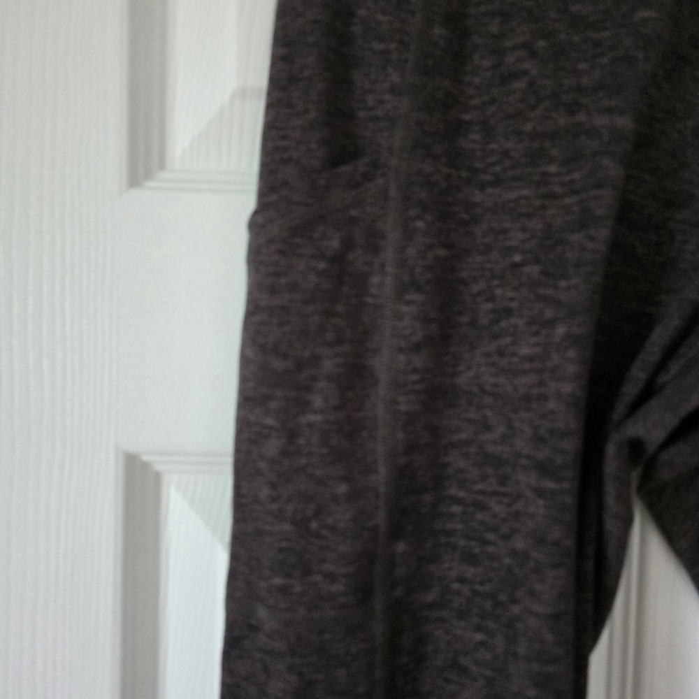 AERIE Leggings With Pockets - Picture 2 of 5